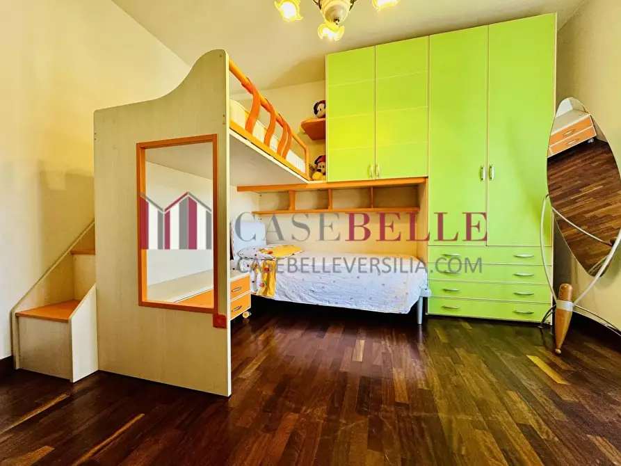 Immagine 37 di Casa semindipendente in vendita  a Camaiore