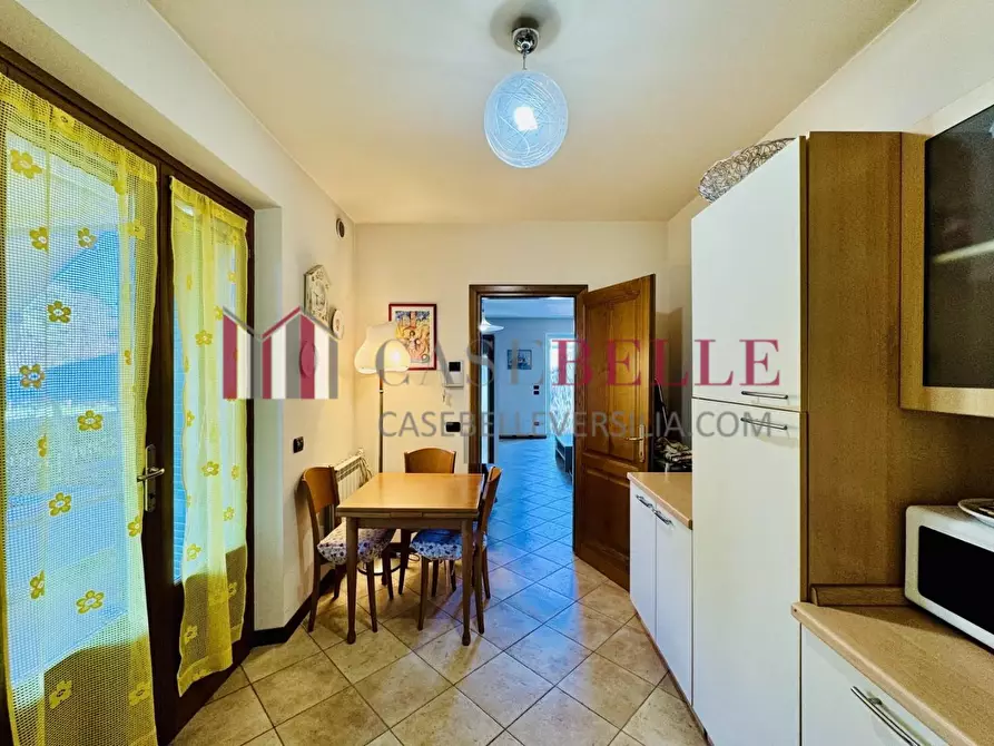 Immagine 8 di Casa semindipendente in vendita  a Camaiore