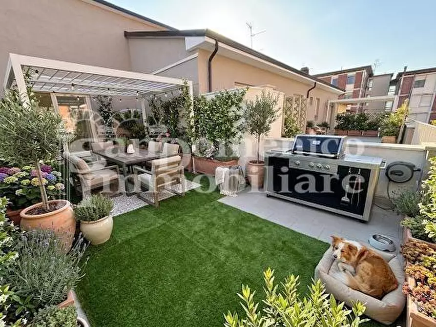 Immagine 1 di Mansarda in vendita  a Cascina