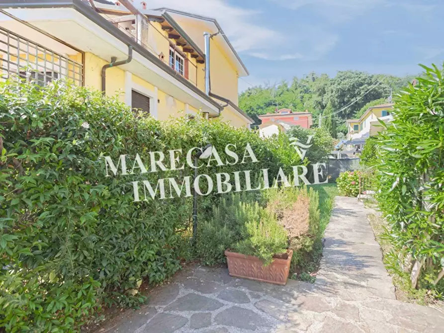 Immagine 19 di Appartamento in vendita  a Ameglia