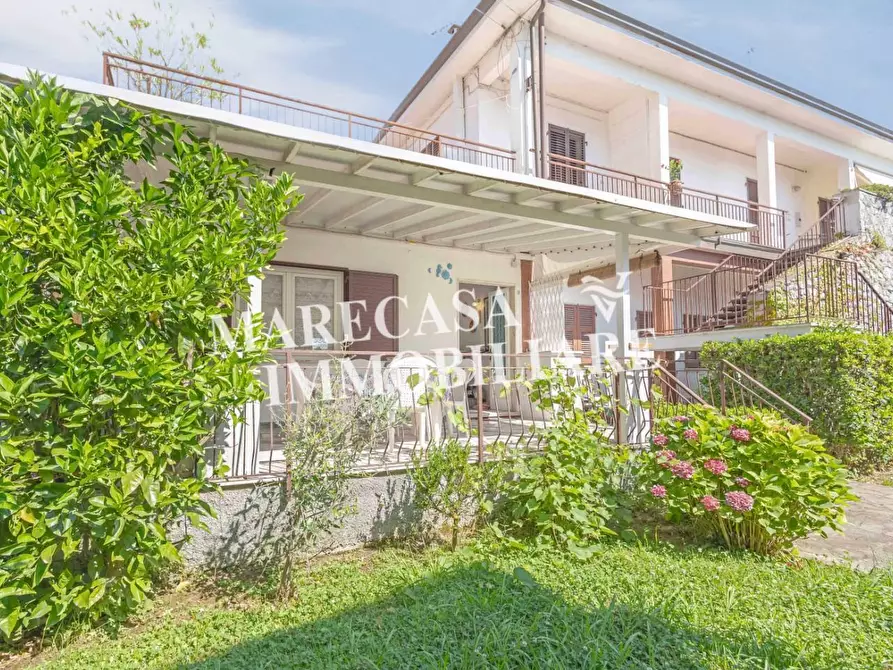 Immagine 1 di Appartamento in vendita  a Ameglia