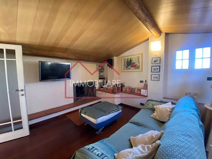 Immagine 25 di Appartamento in vendita  a Viareggio