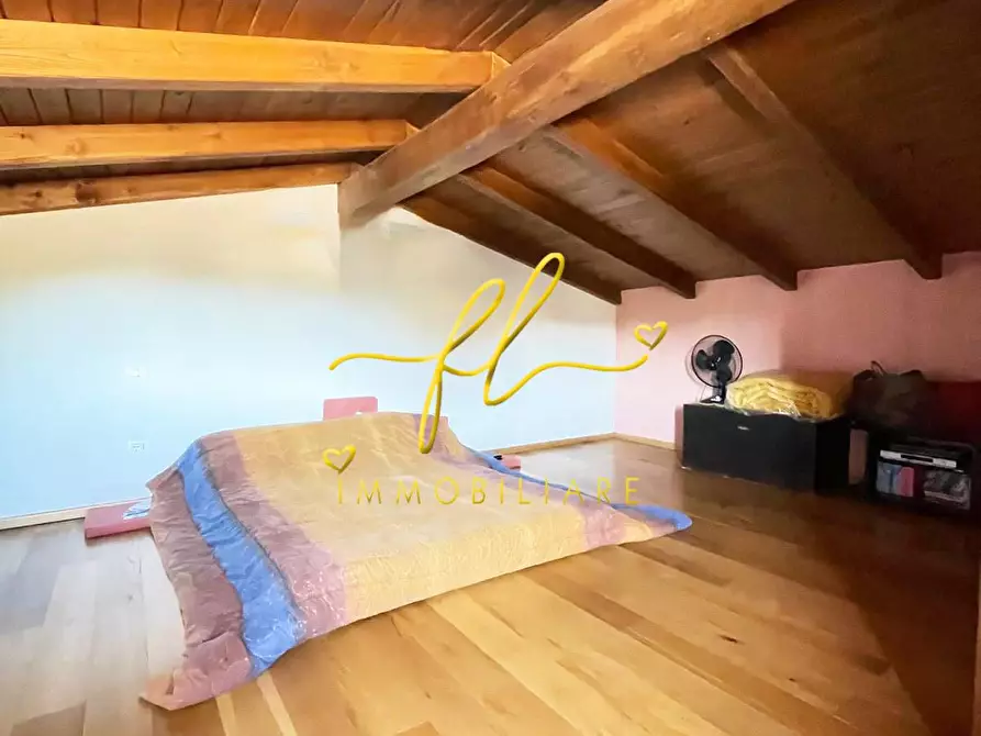 Immagine 8 di Casa colonica in vendita  a Volterra