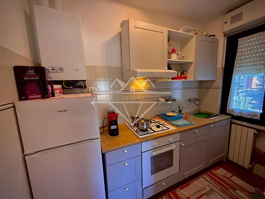 Immagine 2 di Appartamento in vendita  a Massa