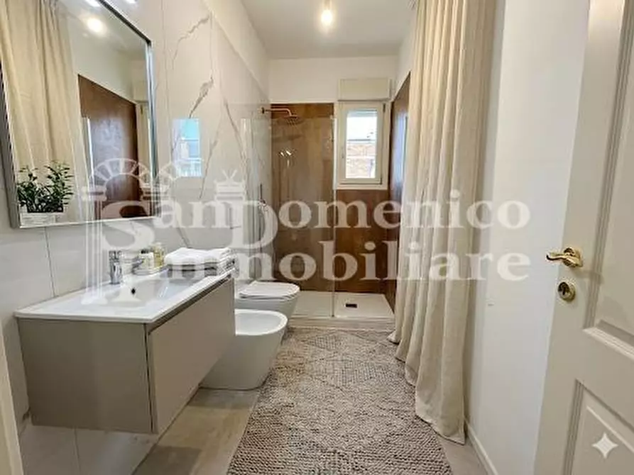 Immagine 4 di Mansarda in vendita  a Cascina