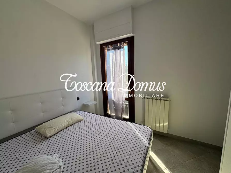 Immagine 9 di Appartamento in vendita  a Siena