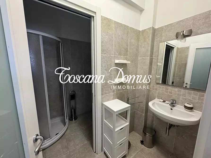 Immagine 10 di Appartamento in vendita  a Siena