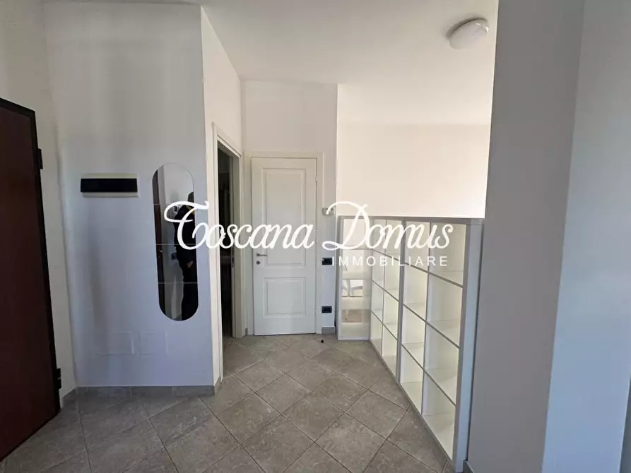 Immagine 5 di Appartamento in vendita  a Siena