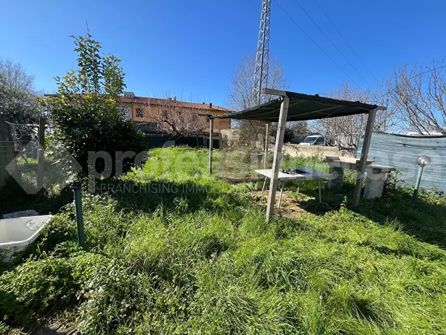 Immagine 7 di Villa in vendita  a Cascina