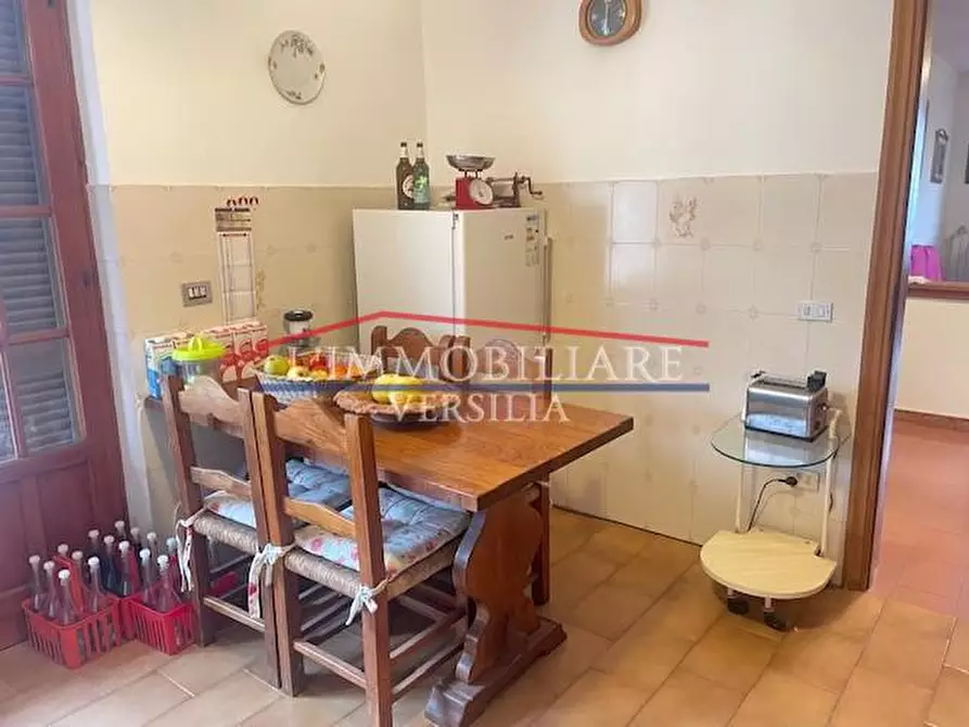 Immagine 23 di Casa bifamiliare in vendita  a Massa