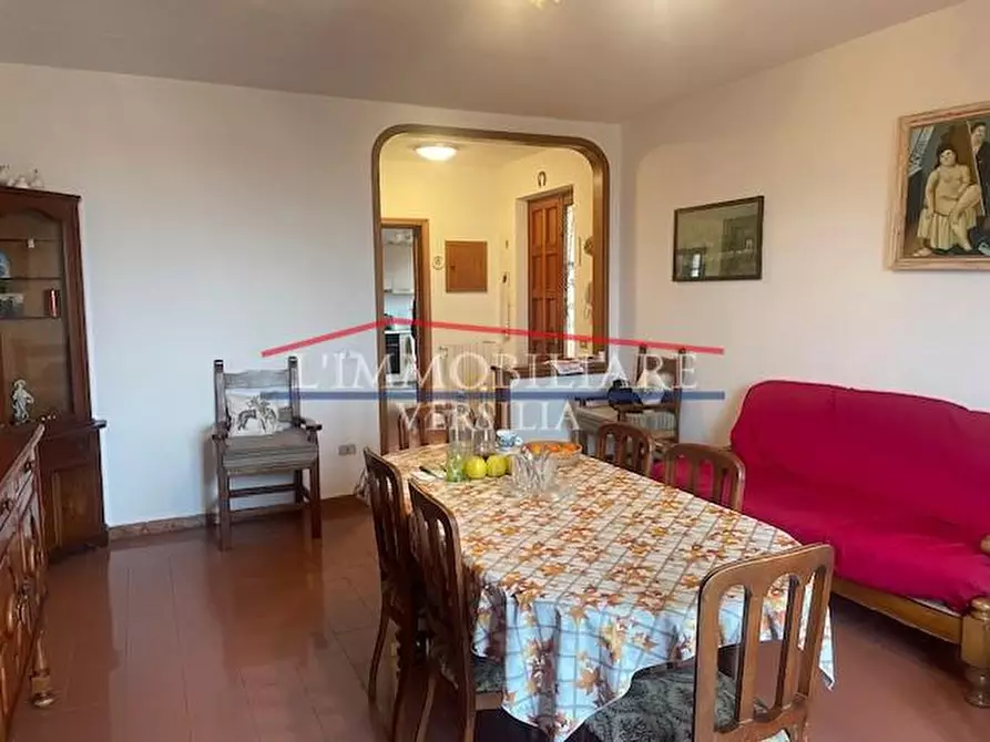 Immagine 19 di Casa bifamiliare in vendita  a Massa