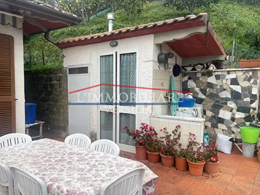 Immagine 6 di Casa bifamiliare in vendita  a Massa