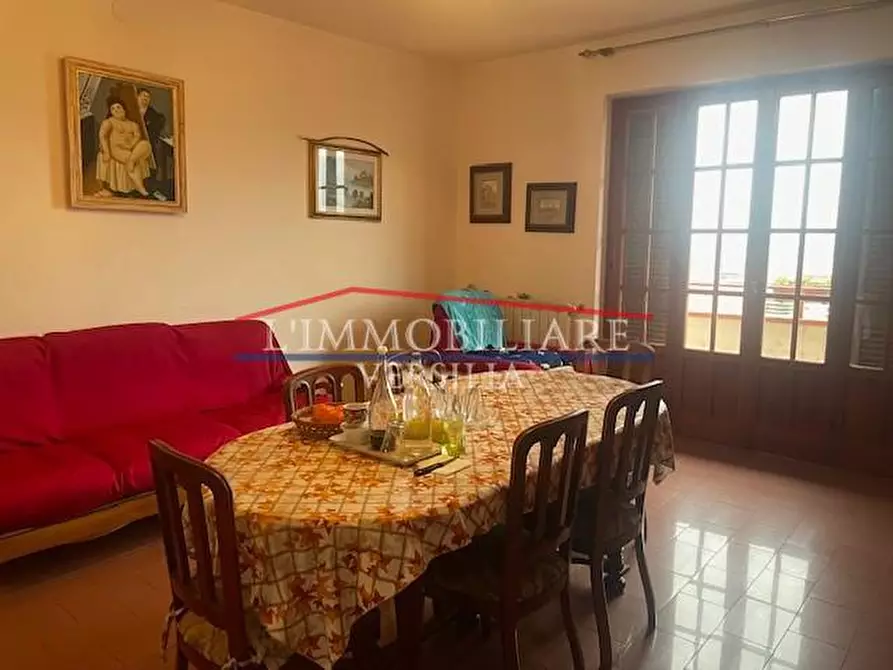 Immagine 17 di Casa bifamiliare in vendita  a Massa