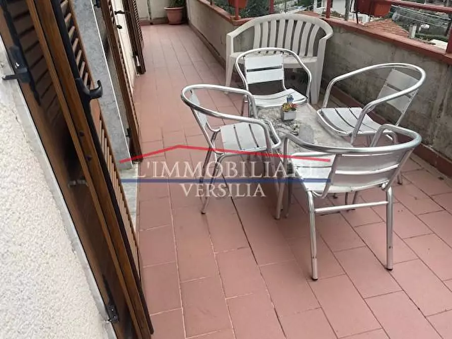 Immagine 31 di Casa bifamiliare in vendita  a Massa