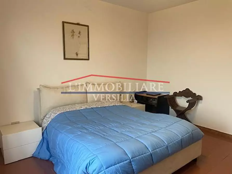 Immagine 27 di Casa bifamiliare in vendita  a Massa