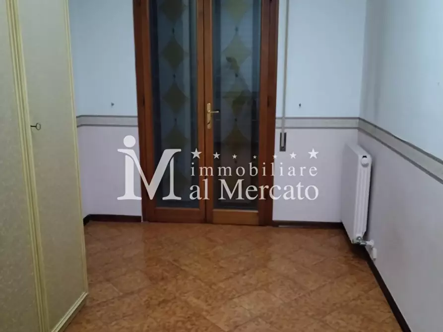 Immagine 13 di Villetta a schiera in vendita  a Viareggio