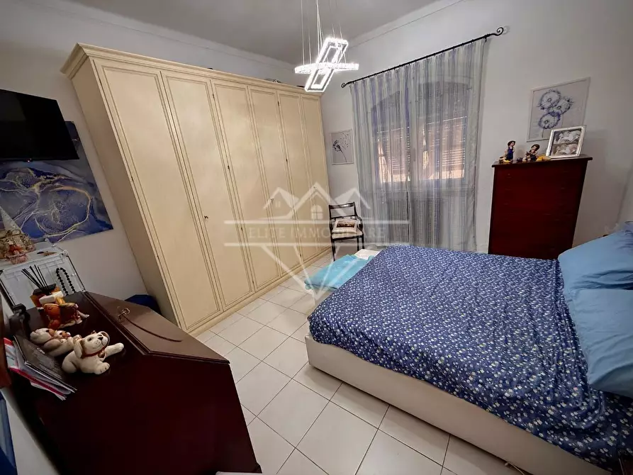 Immagine 72 di Villa in vendita  a Carrara