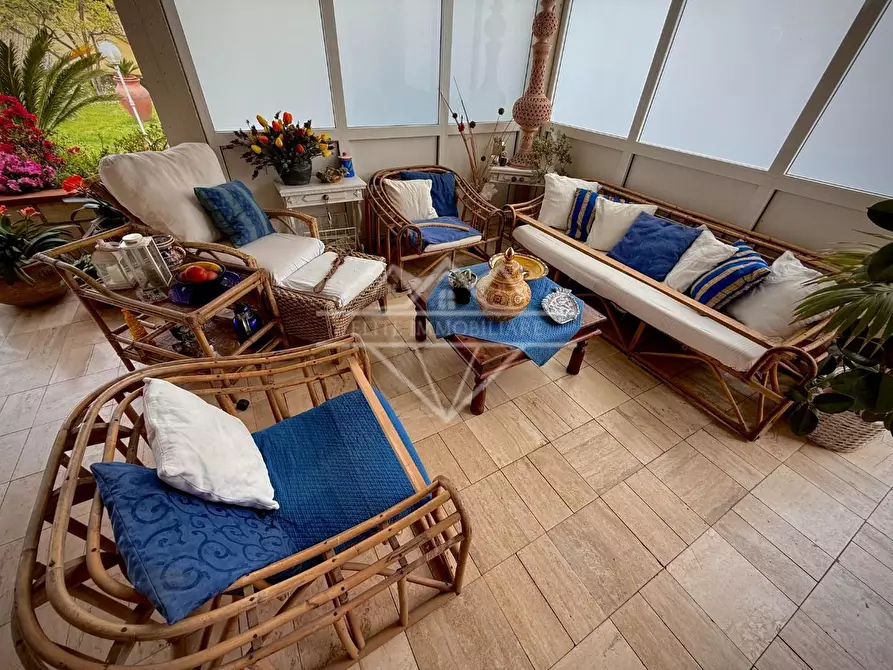 Immagine 19 di Villa in vendita  a Carrara