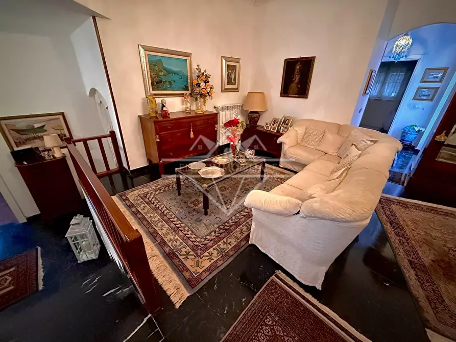 Immagine 26 di Villa in vendita  a Carrara