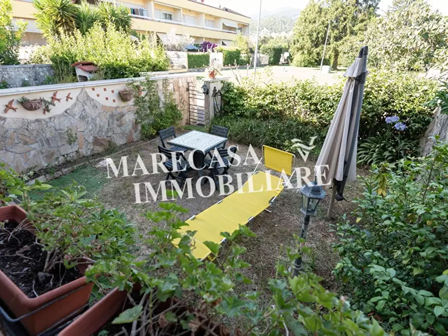 Immagine 19 di Villetta a schiera in vendita  a Ortonovo