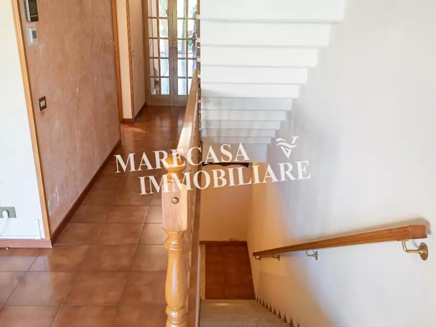 Immagine 28 di Villetta a schiera in vendita  a Ortonovo