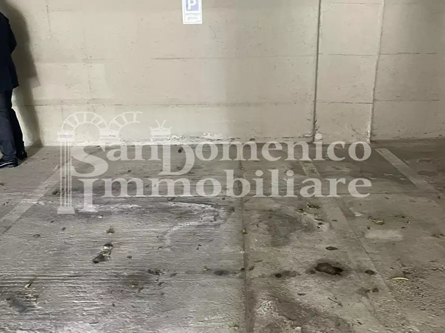 Immagine 3 di Garage in vendita  a Calci