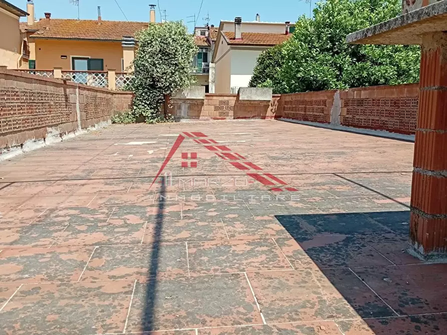 Immagine 34 di Appartamento in vendita  a Santa Maria A Monte