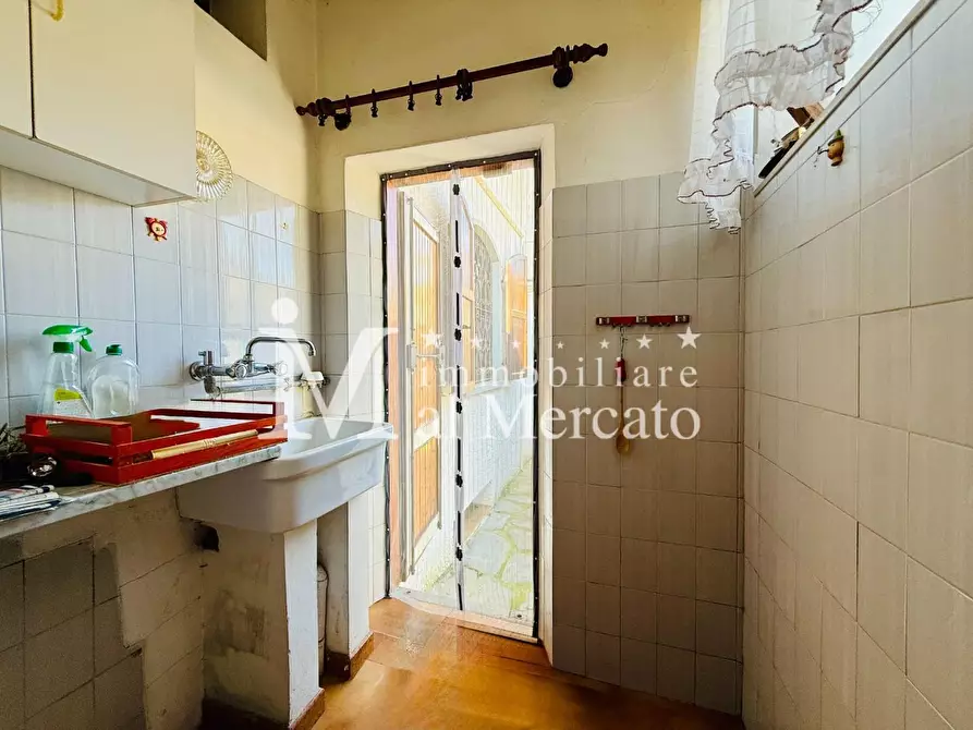 Immagine 17 di Villa in vendita  a Viareggio