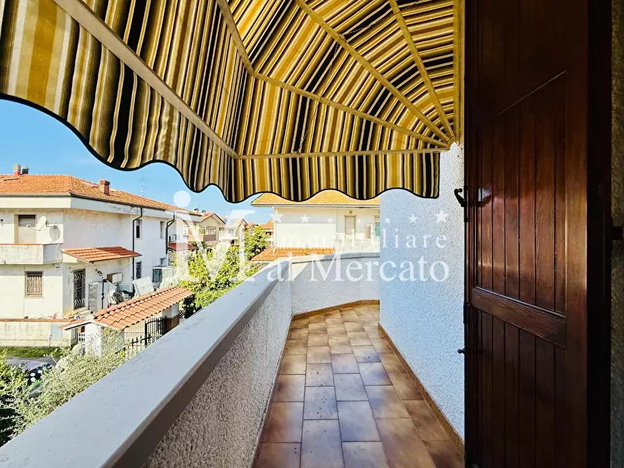 Immagine 20 di Villa in vendita  a Viareggio