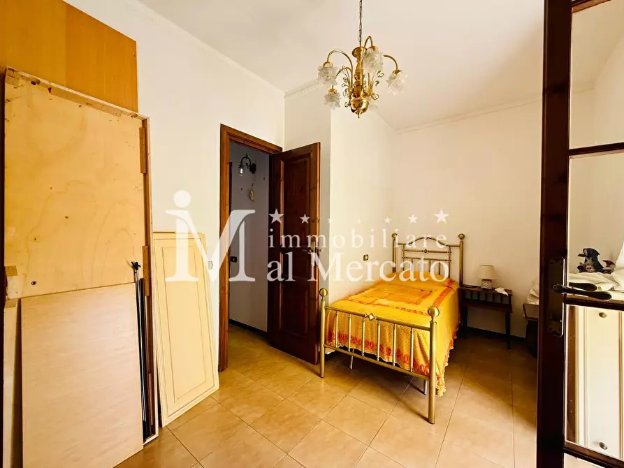 Immagine 33 di Villa in vendita  a Viareggio