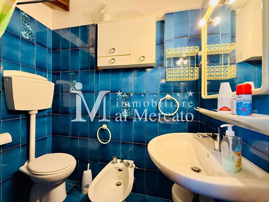 Immagine 13 di Villa in vendita  a Viareggio