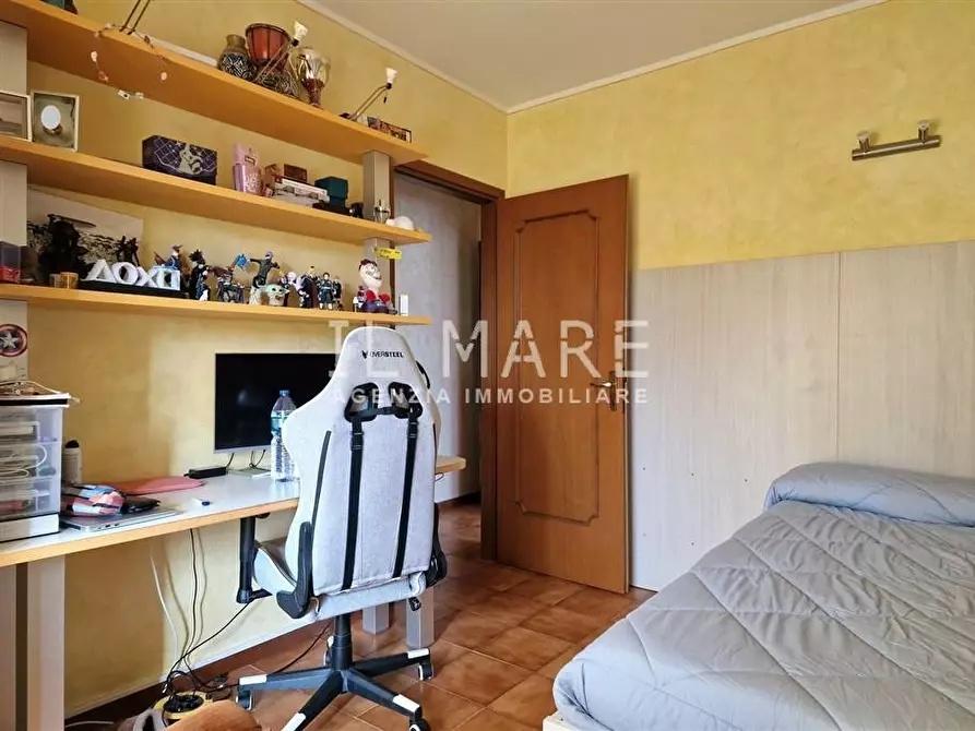 Immagine 18 di Appartamento in vendita  a Massa