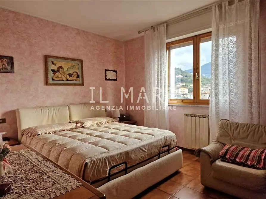 Immagine 12 di Appartamento in vendita  a Massa