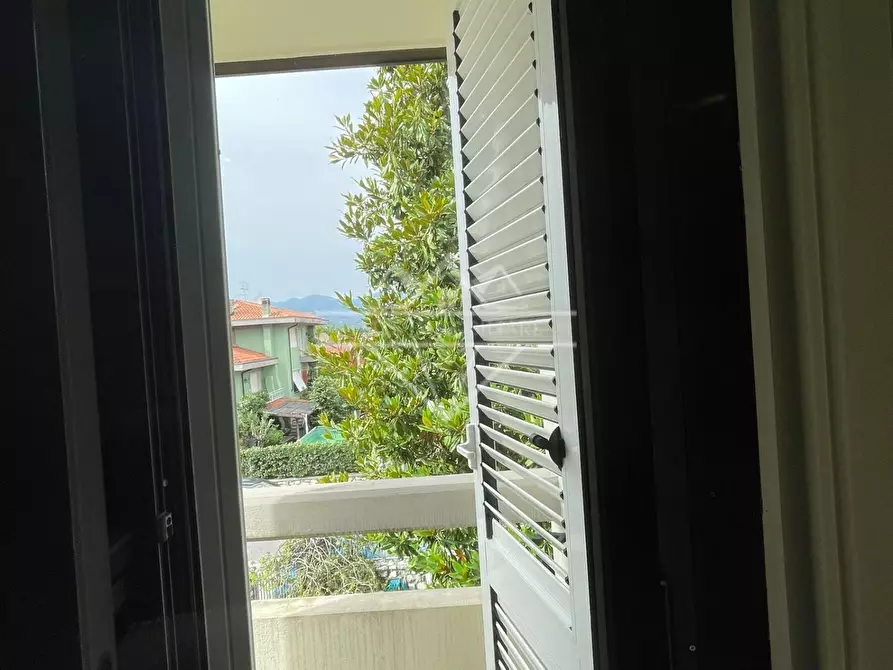 Immagine 27 di Casa bifamiliare in vendita  a Carrara