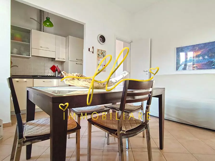 Immagine 2 di Appartamento in vendita  a Follonica