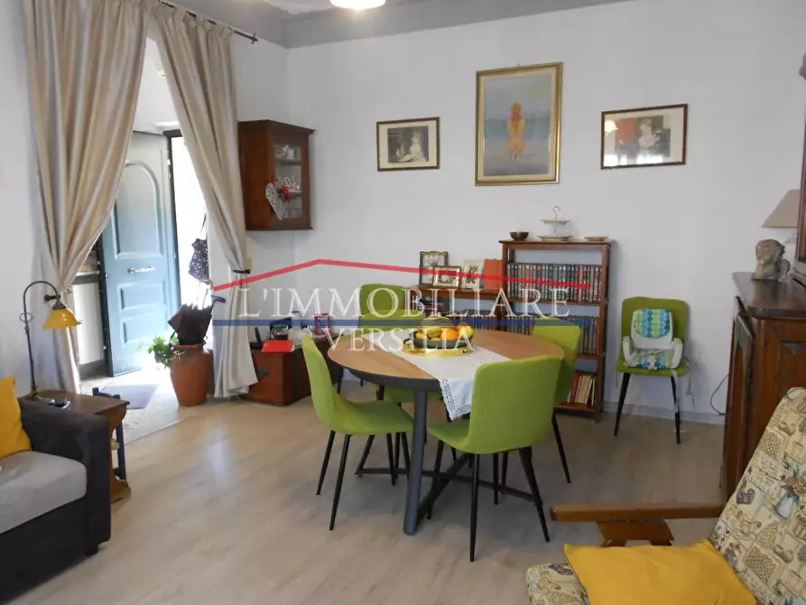 Immagine 13 di Casa bifamiliare in vendita  a Massa