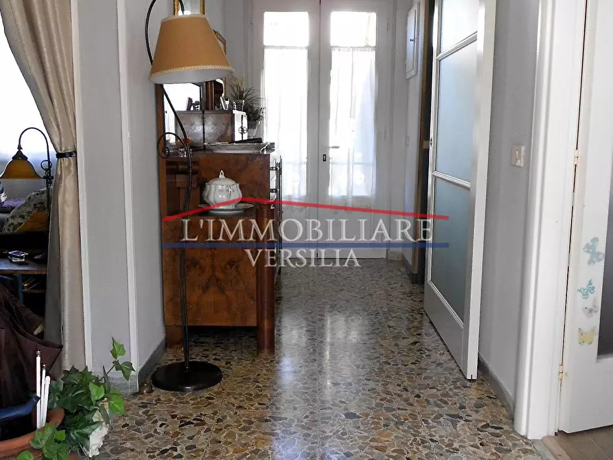 Immagine 8 di Casa bifamiliare in vendita  a Massa