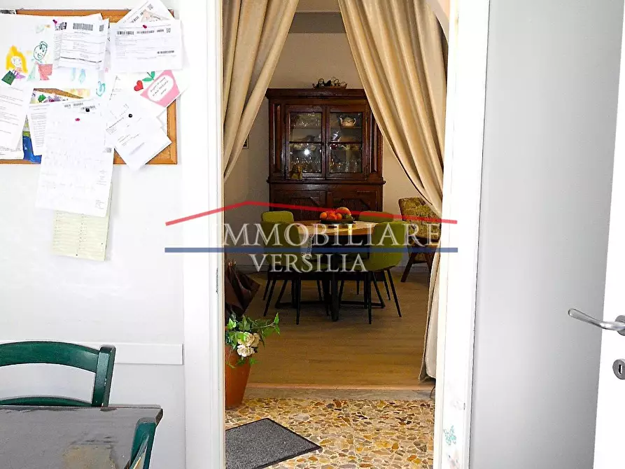 Immagine 19 di Casa bifamiliare in vendita  a Massa