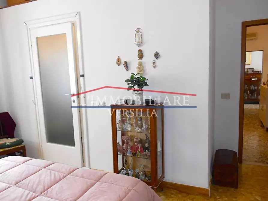 Immagine 44 di Casa bifamiliare in vendita  a Massa