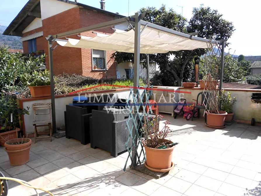 Immagine 60 di Casa bifamiliare in vendita  a Massa