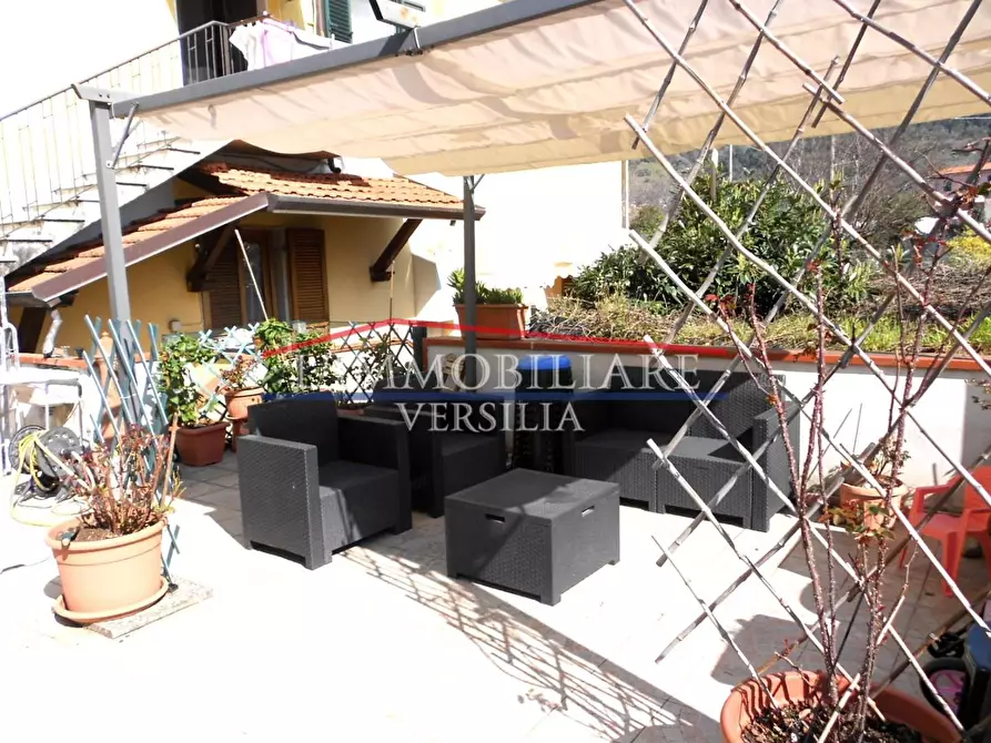 Immagine 61 di Casa bifamiliare in vendita  a Massa