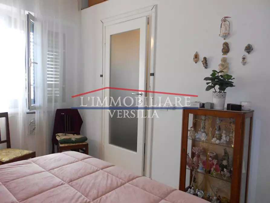 Immagine 45 di Casa bifamiliare in vendita  a Massa