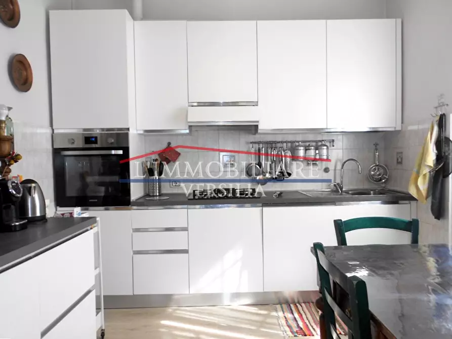 Immagine 20 di Casa bifamiliare in vendita  a Massa