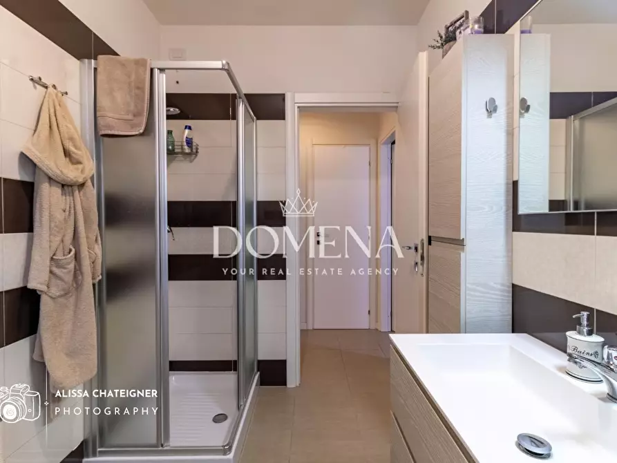 Immagine 13 di Appartamento in vendita  a Siena