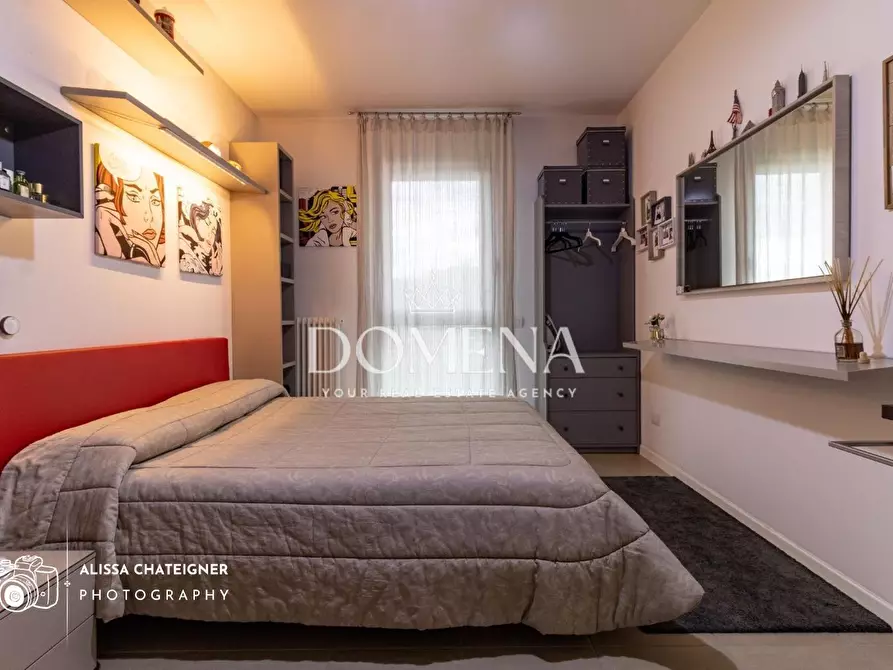 Immagine 16 di Appartamento in vendita  a Siena