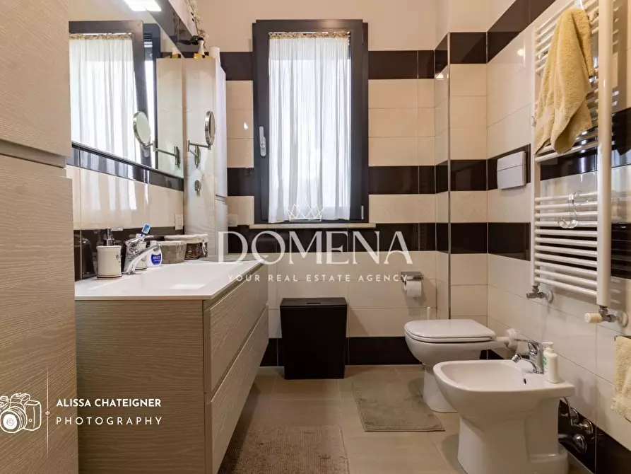 Immagine 10 di Appartamento in vendita  a Siena