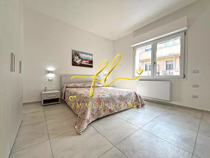 Immagine 7 di Appartamento in vendita  a Cecina