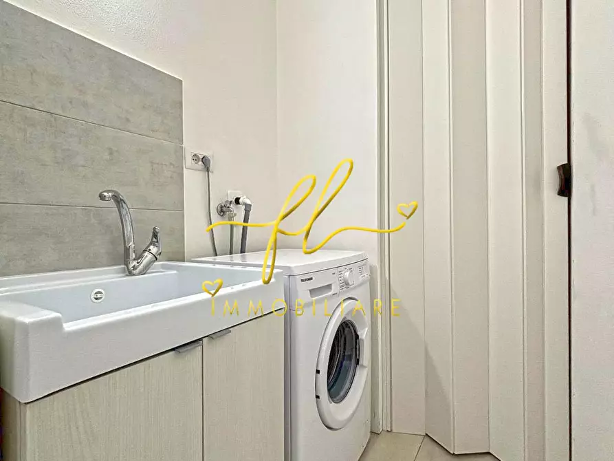 Immagine 19 di Appartamento in vendita  a Cecina