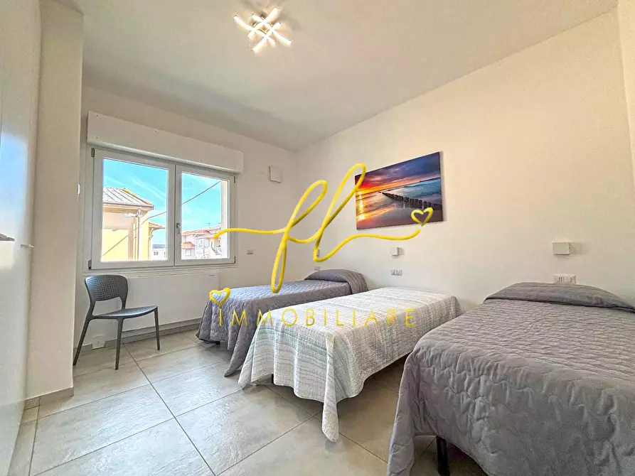 Immagine 11 di Appartamento in vendita  a Cecina