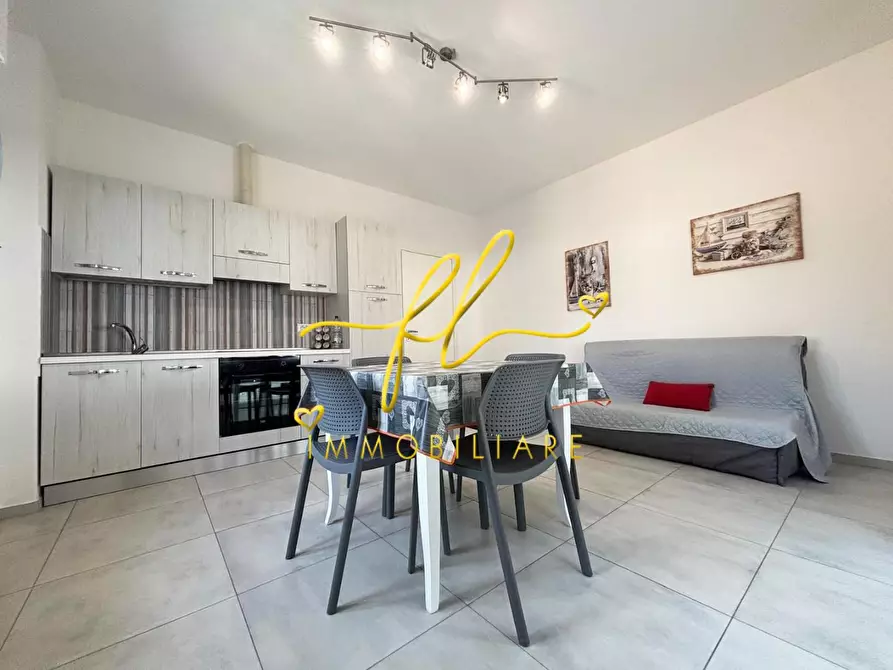 Immagine 3 di Appartamento in vendita  a Cecina